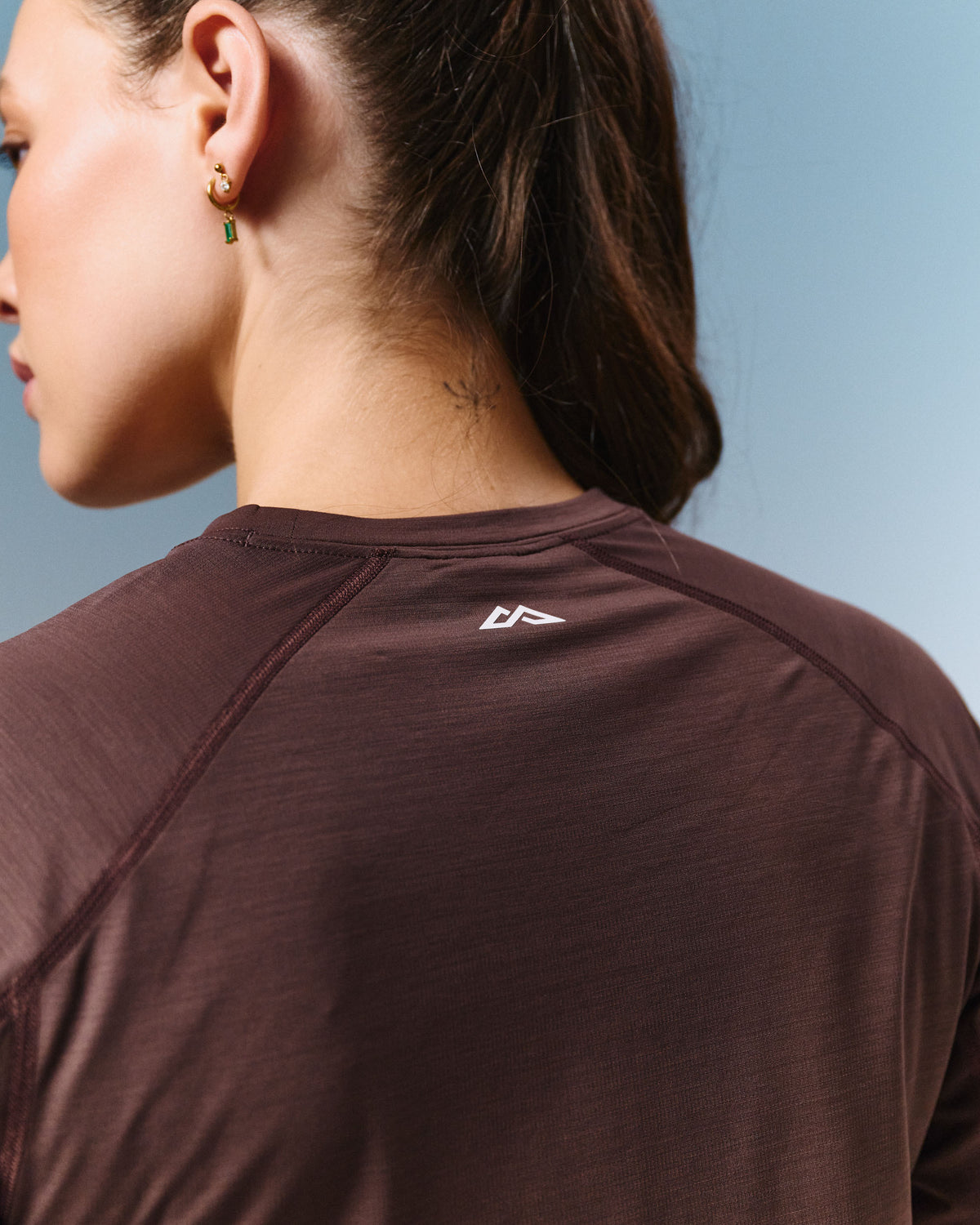 b2024_owq_womens_xt_series_deltapeak_lt_short_sleeve_top_e_1792619740000