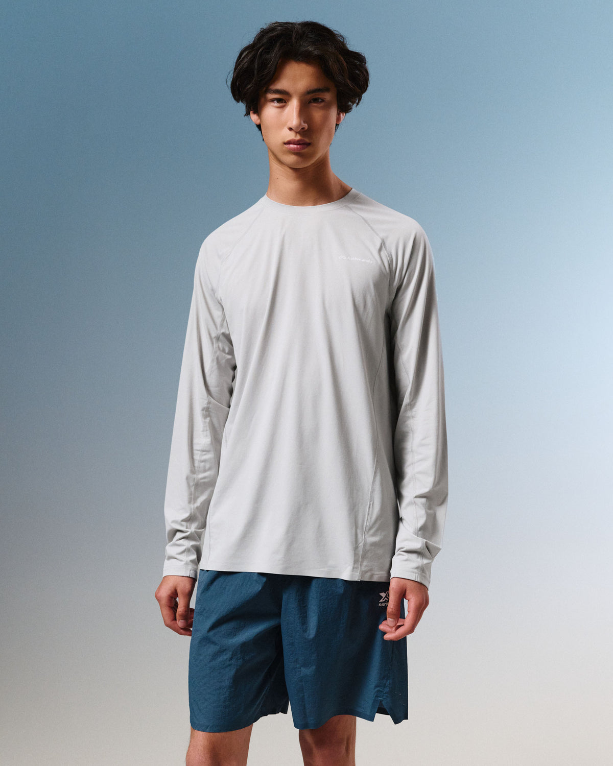 b2025_oi8_mens_xt_series_deltapeak_lt_long_sleeve_top_a_1792619740000