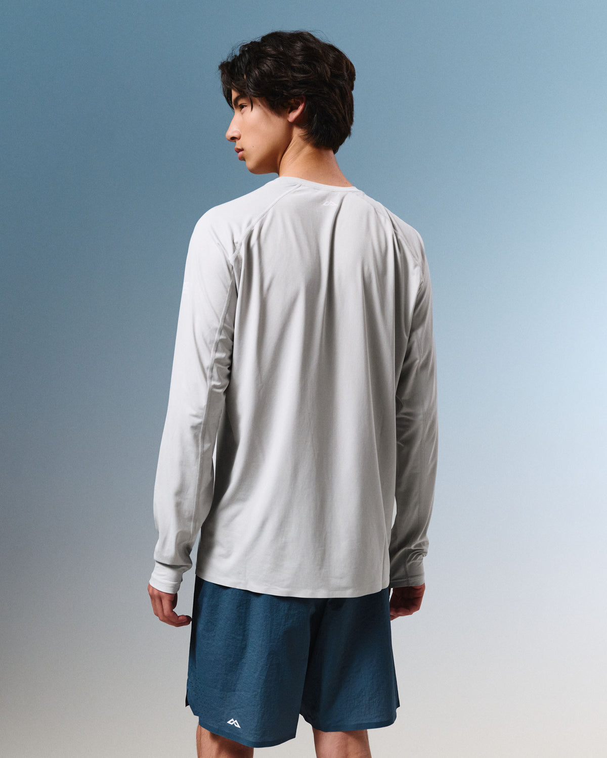 b2025_oi8_mens_xt_series_deltapeak_lt_long_sleeve_top_e_1792619741000