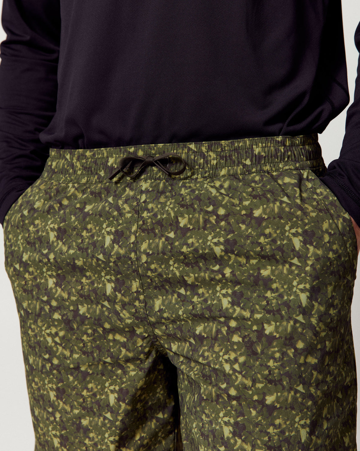 b2027_ozc_mens_trailhead_7_inch_shorts_d_1789084144000
