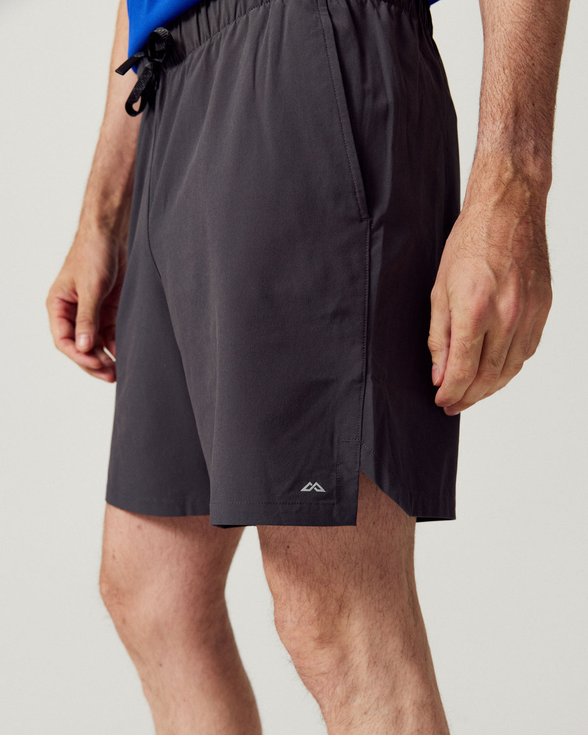 b2035_ofr_mens_seeker_7_inch_unlined_shorts_v2_f_1790025567000