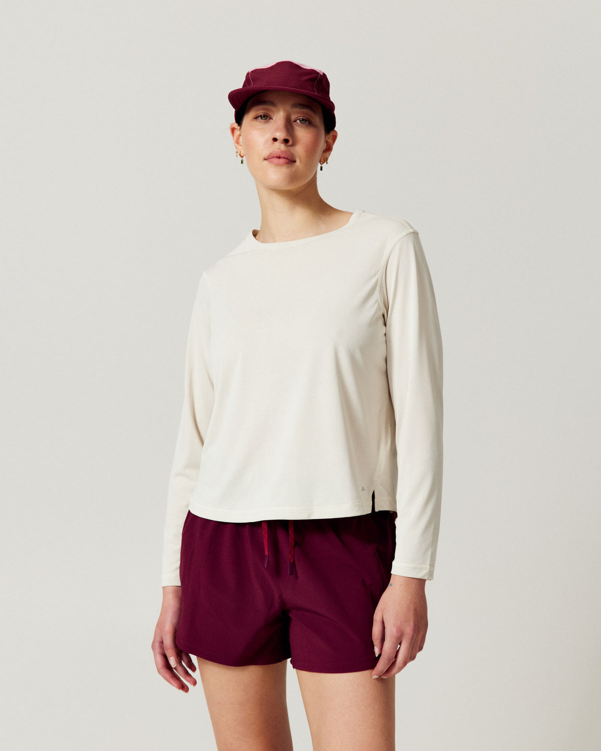 b2041_oyh_womens_seeker_long_sleeve_top_v2_a_1790025563000