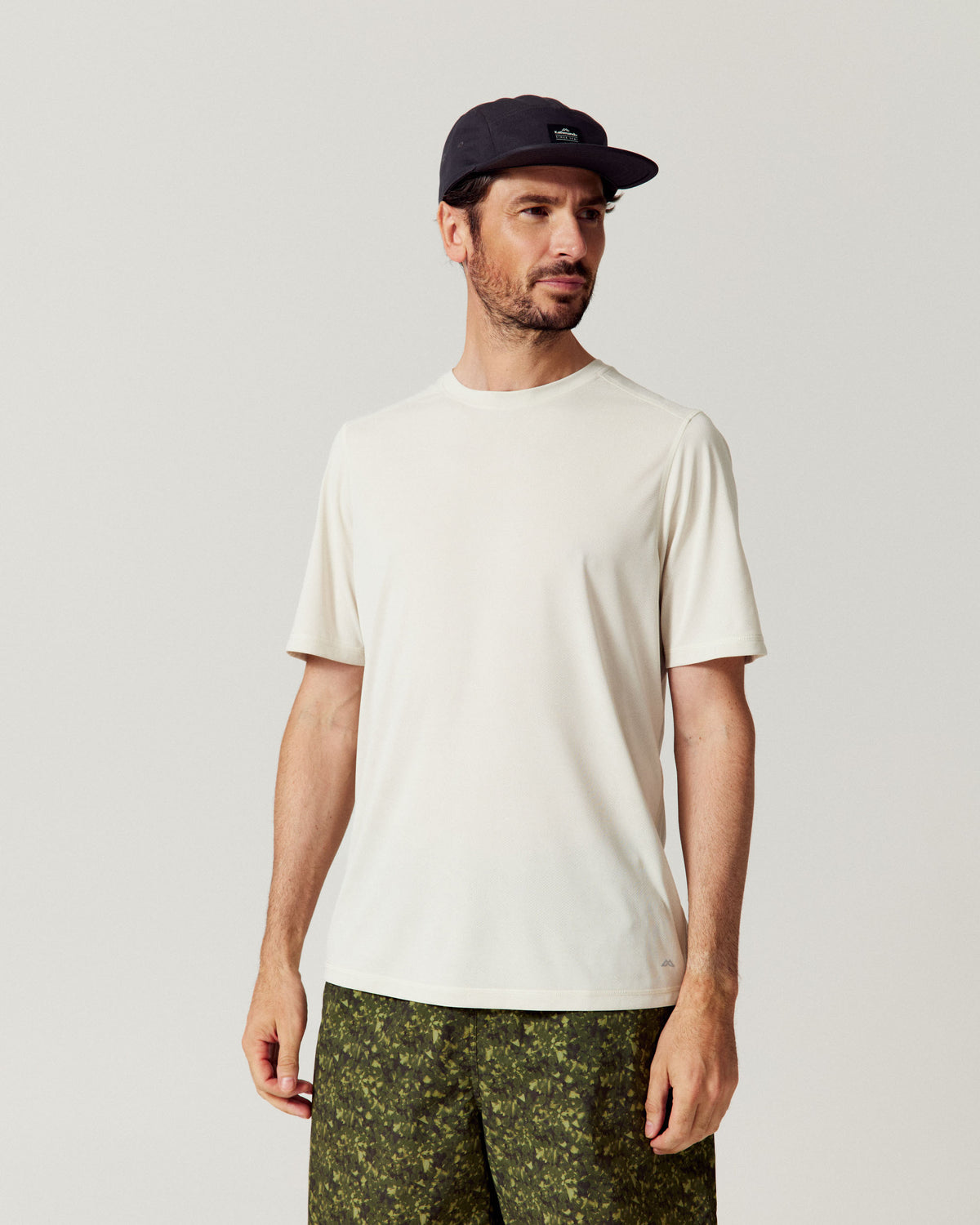 b2194_oyh_mens_seeker_short_sleeve_tee_v2_a_1790025557000