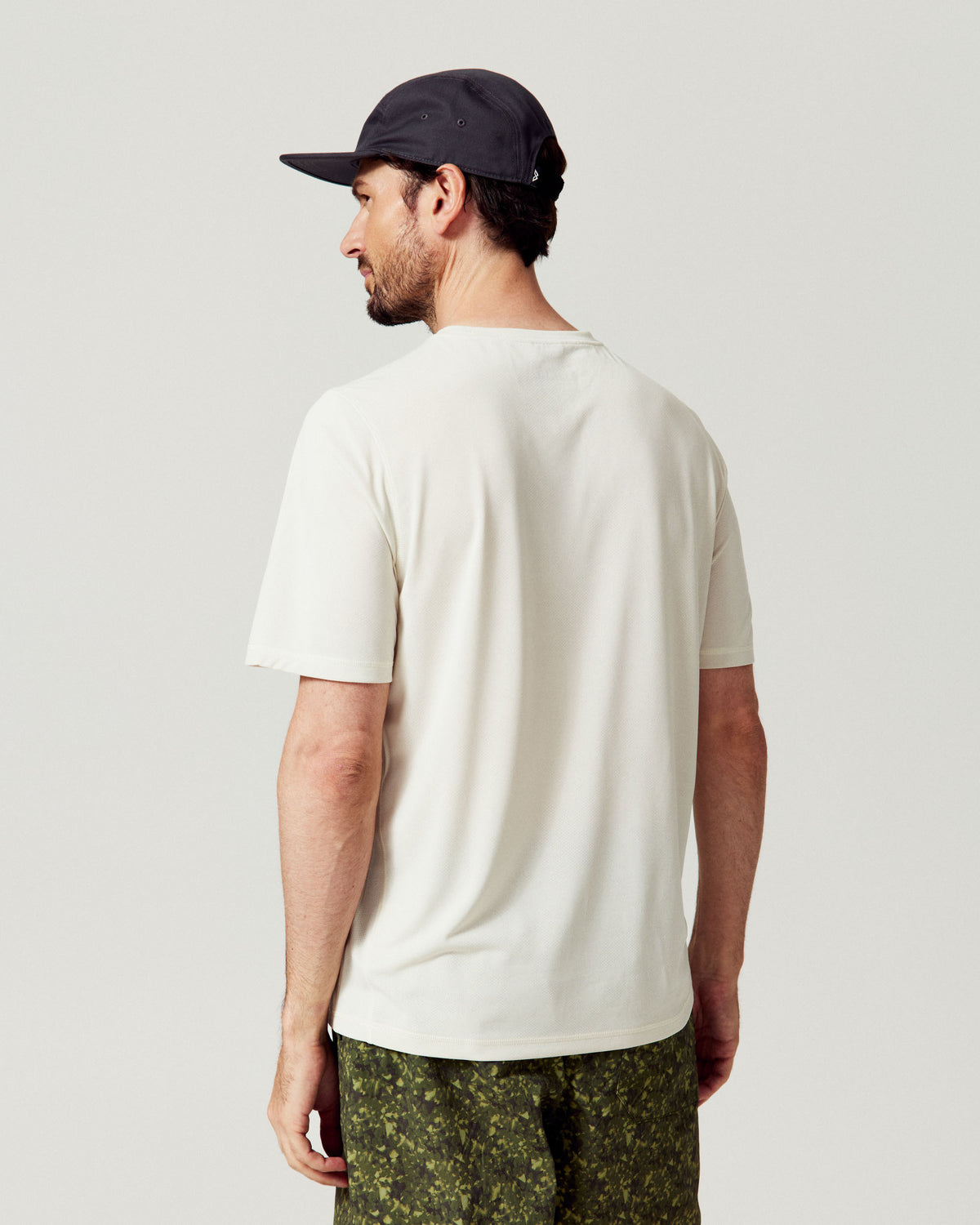 b2194_oyh_mens_seeker_short_sleeve_tee_v2_c_1790025557000