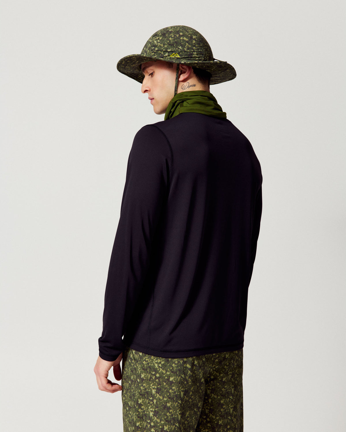 b2195_o4w_mens_seeker_long_sleeve_top_v2_c_1790624906000