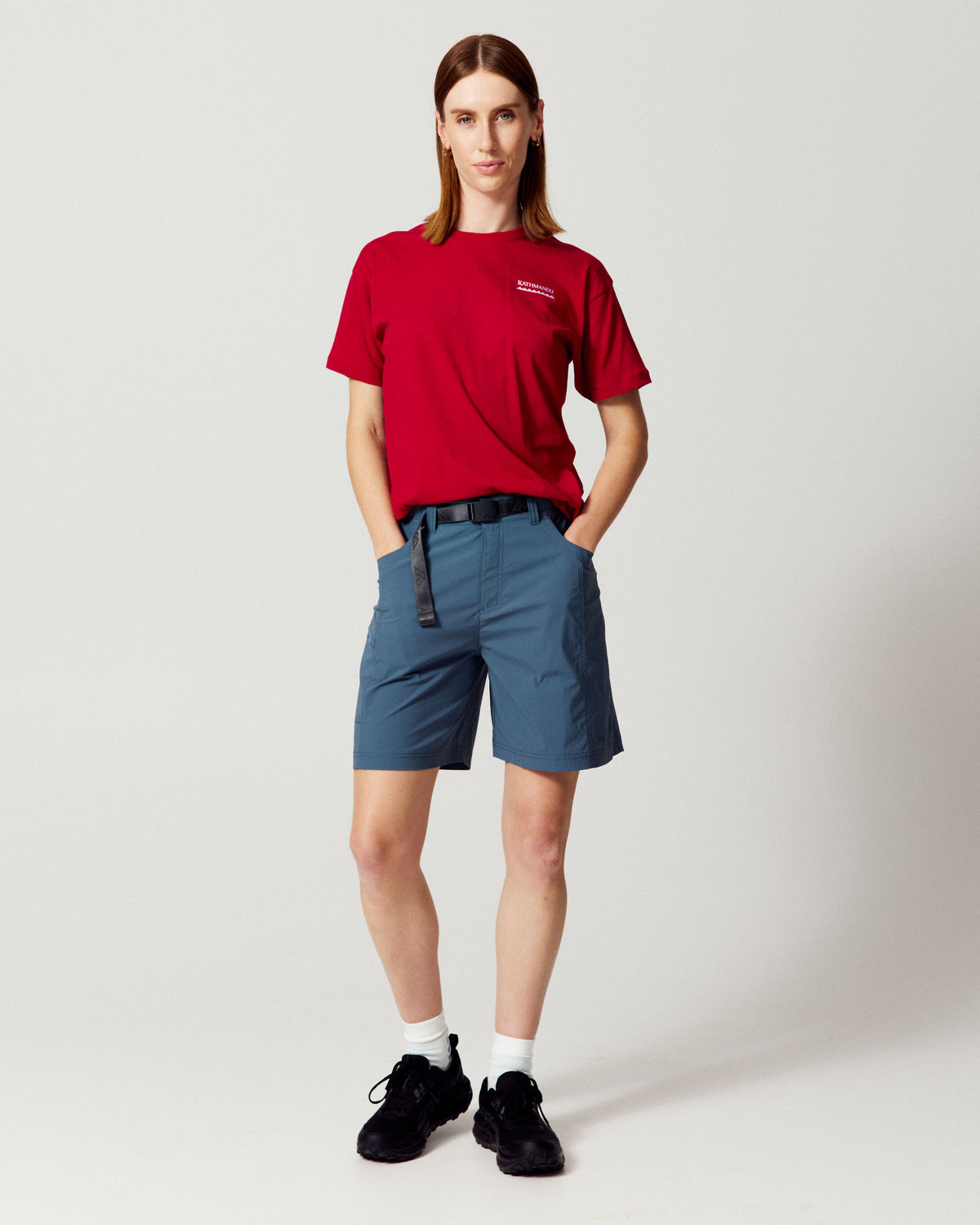 b2224_oyi_womens_trailhead_cargo_7_inch_shorts_b_1789084135000