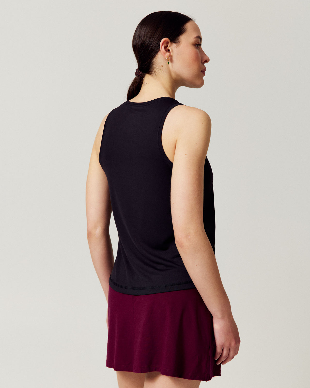 b2256_o4w_womens_seeker_tank_v2_e_1790025549000