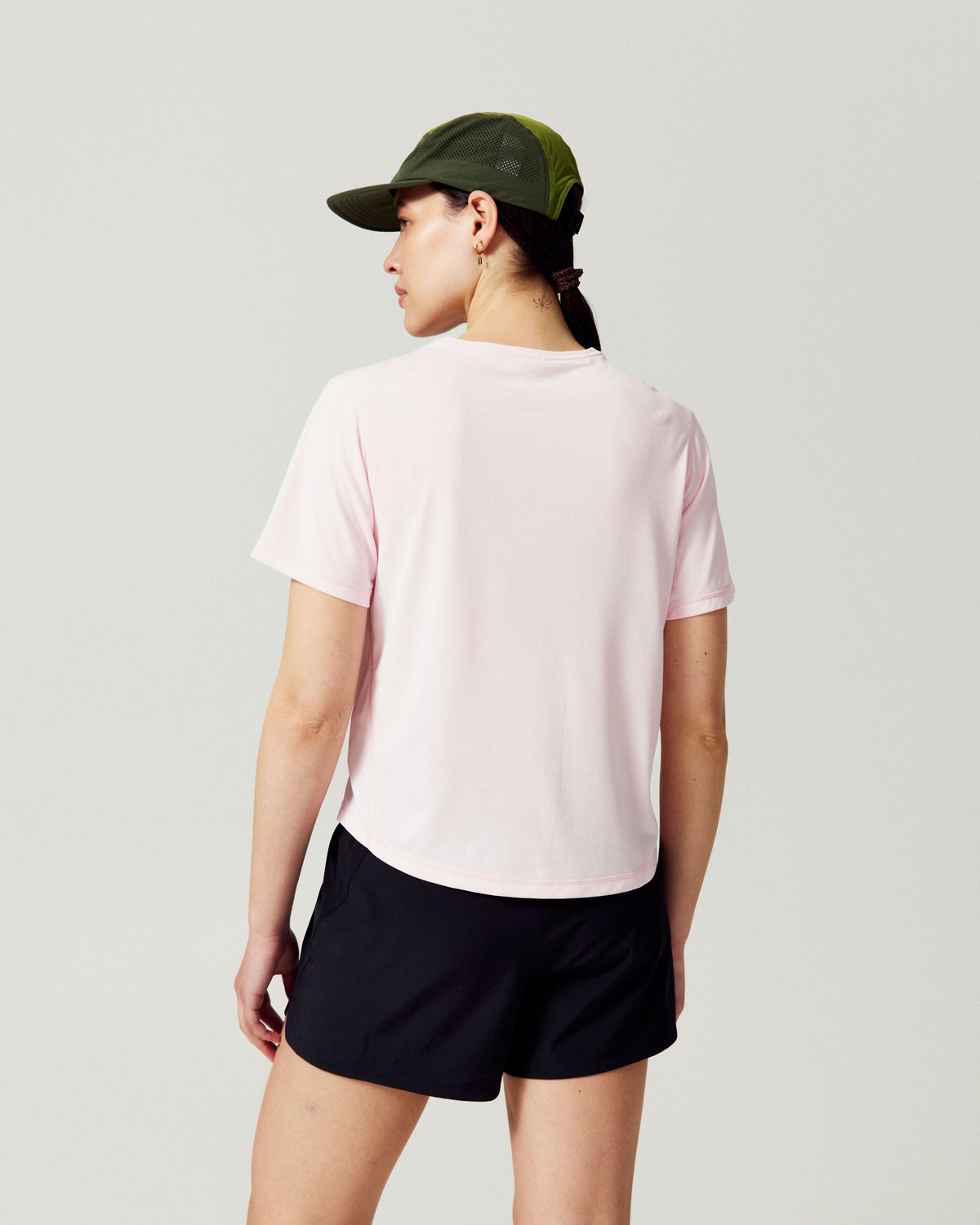 b2257_oyx_womens_seeker_short_sleeve_tee_v2_d_1790025553000