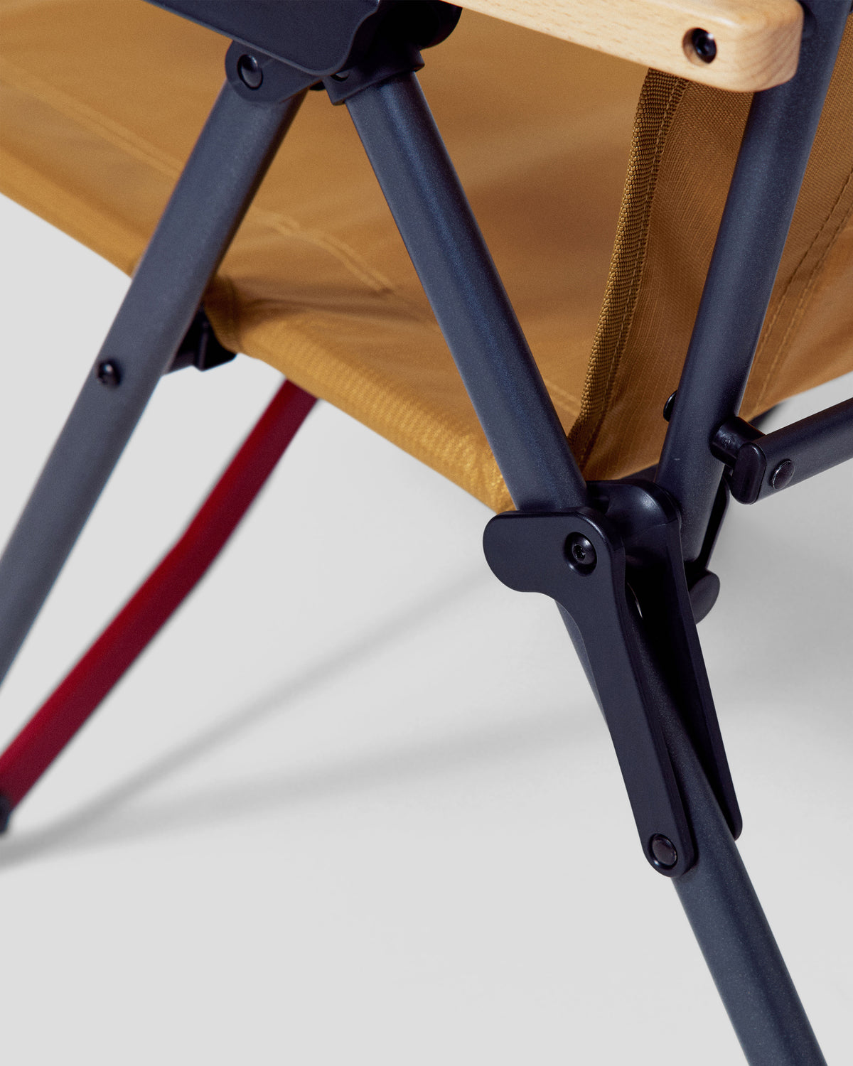 b2363_nza_retreat_arm_chair_g_1790225151000