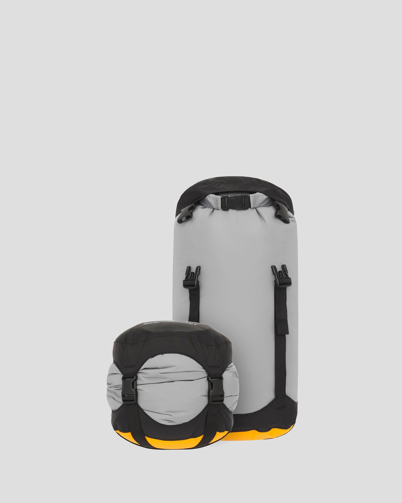 b2532_ozx_sea_to_summit_evac_lightweight_compression_dry_bag_8l_c_2000x2500_9ccac2e_1762815611000