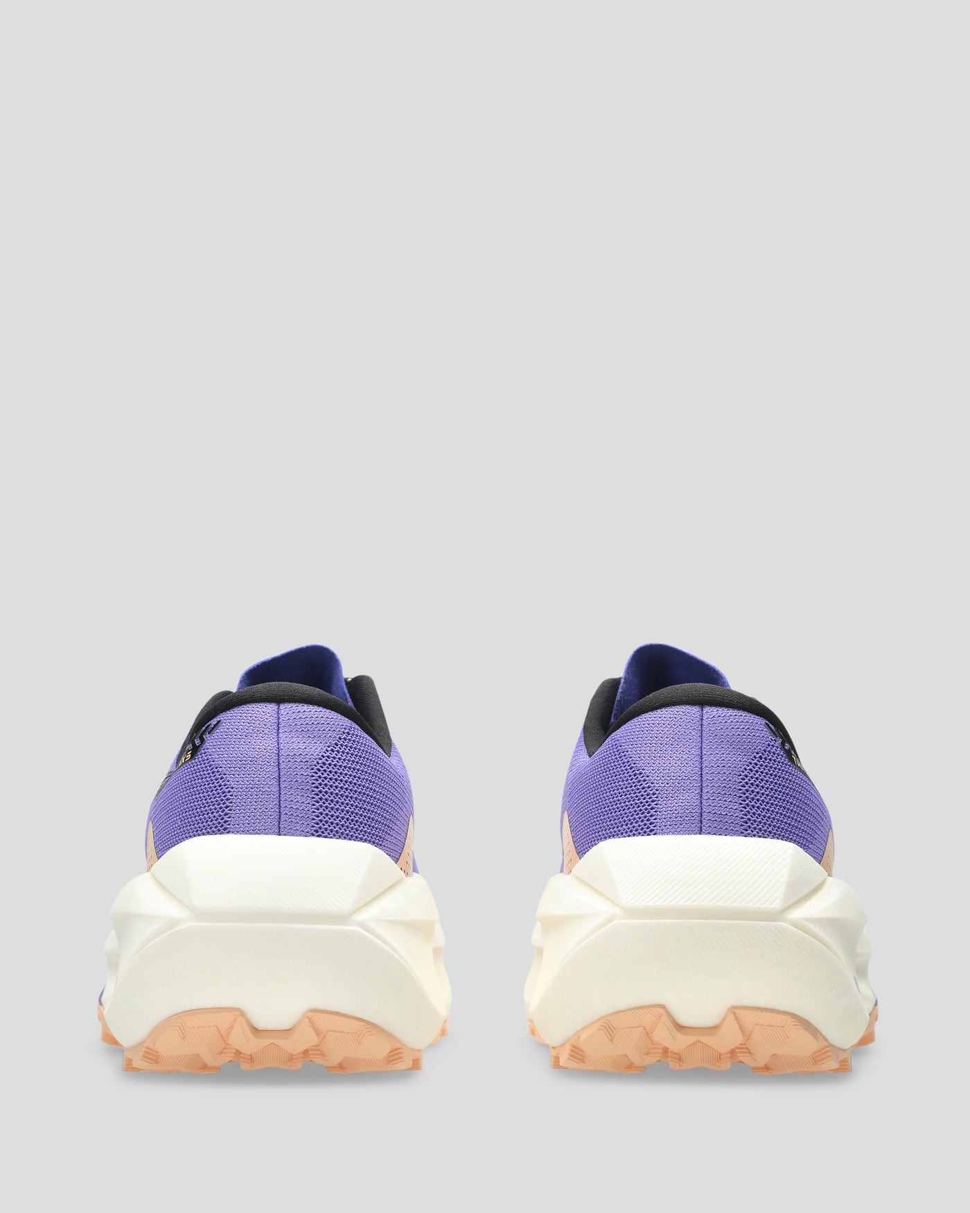 b2581_p6c_asics_trabuco_max_5_womens_f_1785796308000