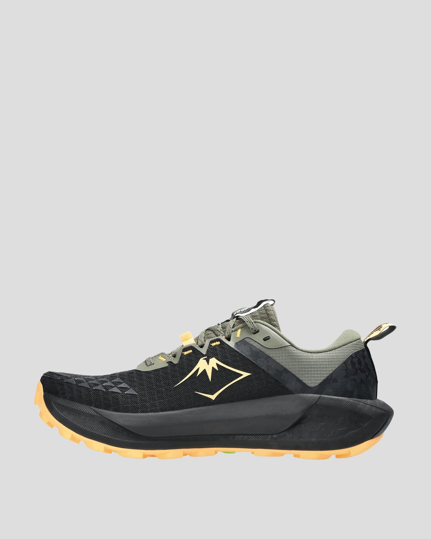 b2606_p0m_asics_gel_trabuco_13_mens_c_2000x2500_9ccac2e_1762482252000