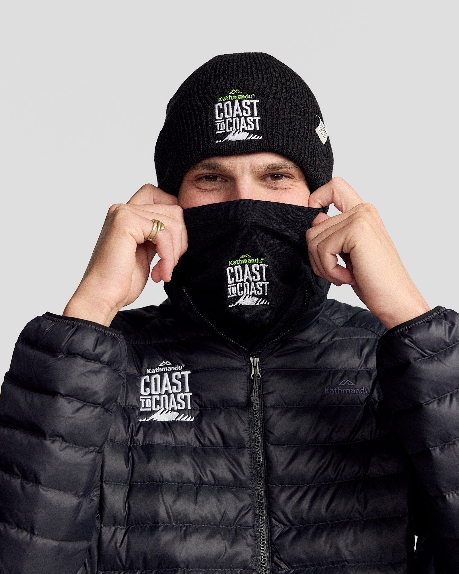 Coast To Coast - Core Spun Neck Gaiter - Black – Kathmandu NZ