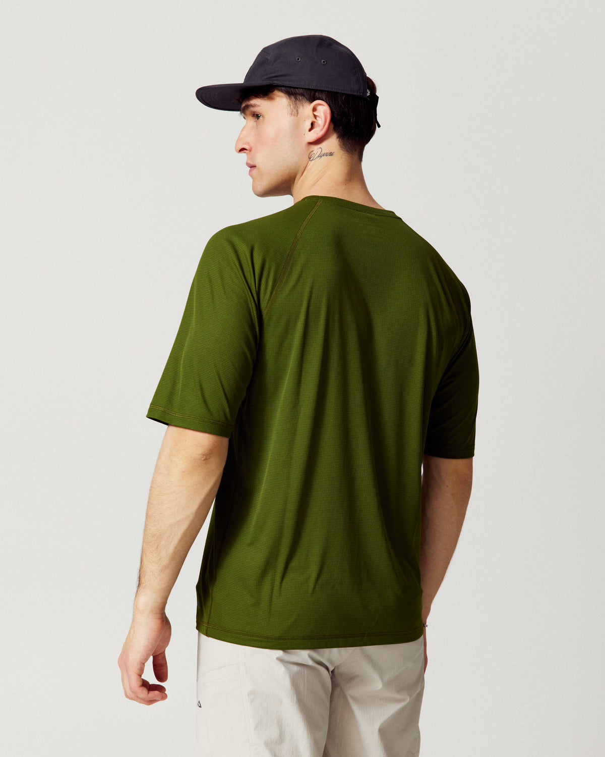 b2621_715_mens_sun_stopper_short_sleeve_tee_c_1789084127000
