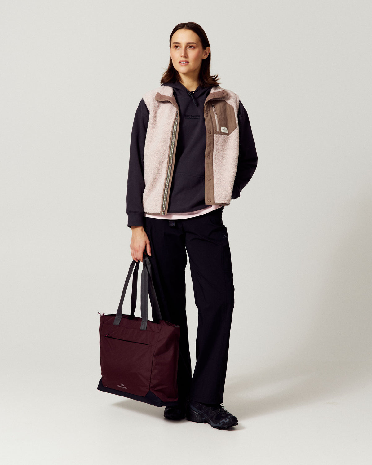 b2733_otk_womens_embroidered_relaxed_hoodie_b_1790034485000