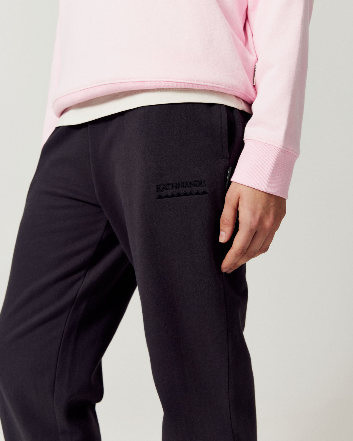 b2735_otk_womens_embroidered_heritage_joggers_c_1790034479000