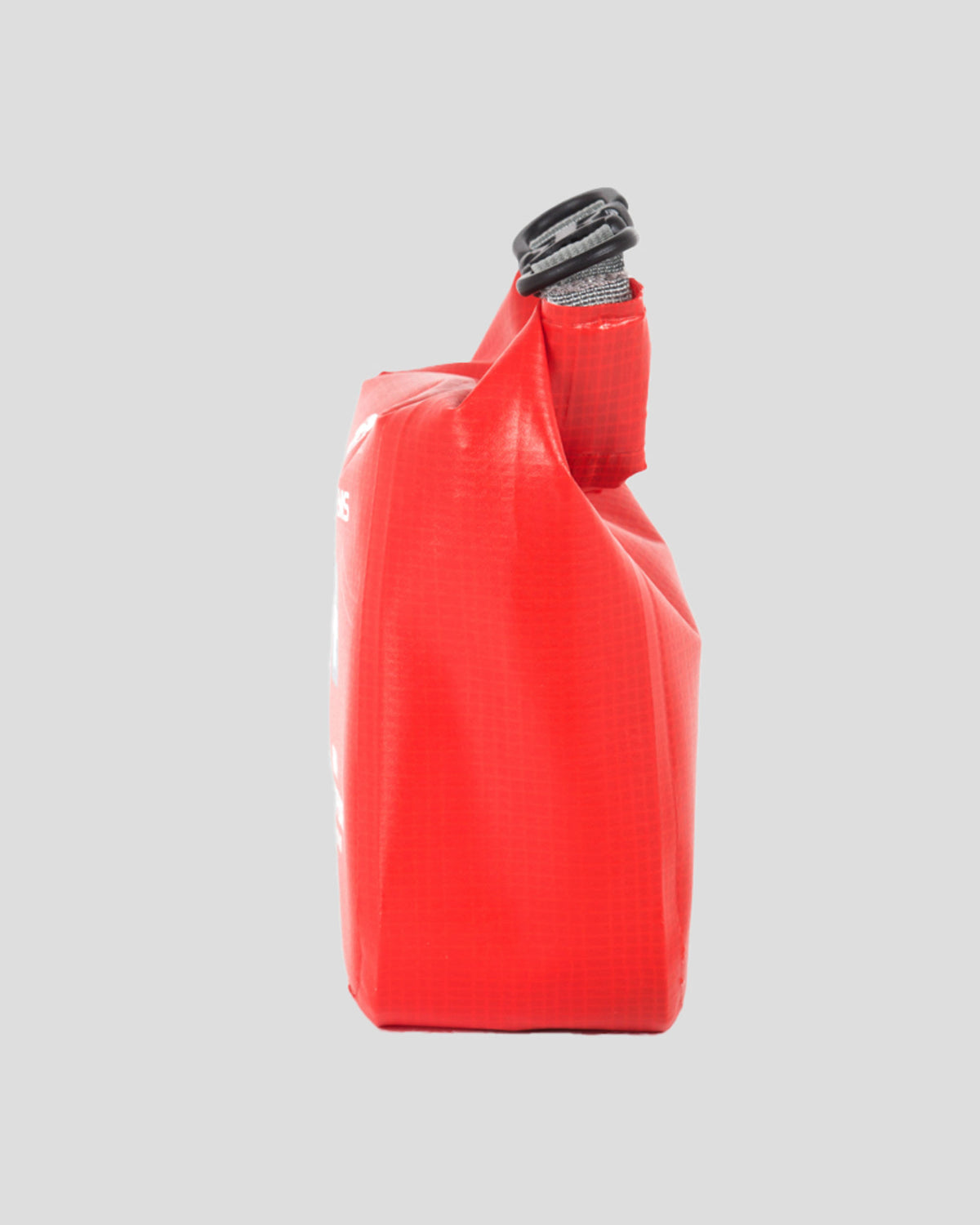 b2745_403_lifesystems_mini_waterproof_first_aid_kit_b_2000x2500_9ccac2e_1763525792000
