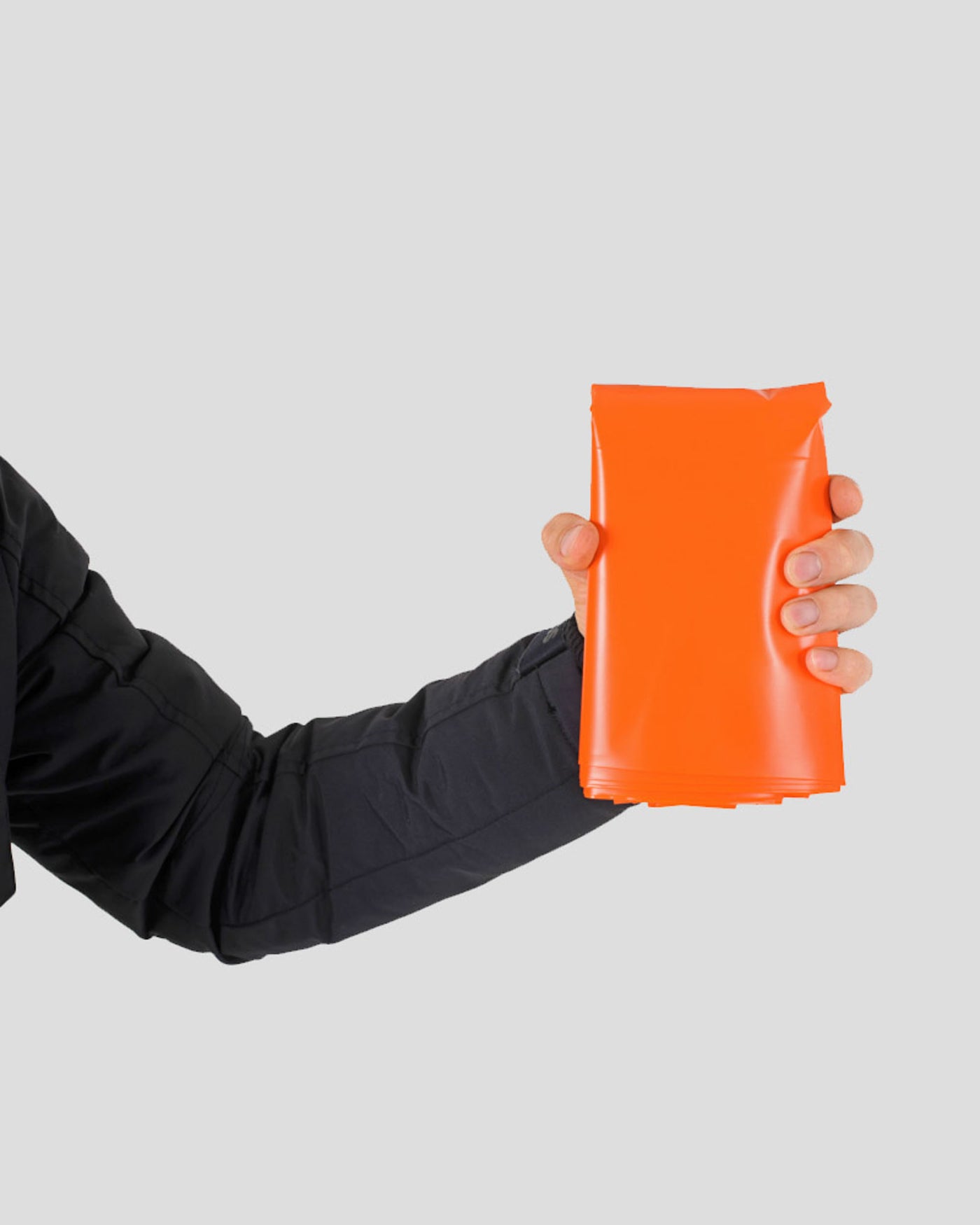 b2748_302_lifesystems_survival_bag_e_2000x2500_9ccac2e_1763525782000