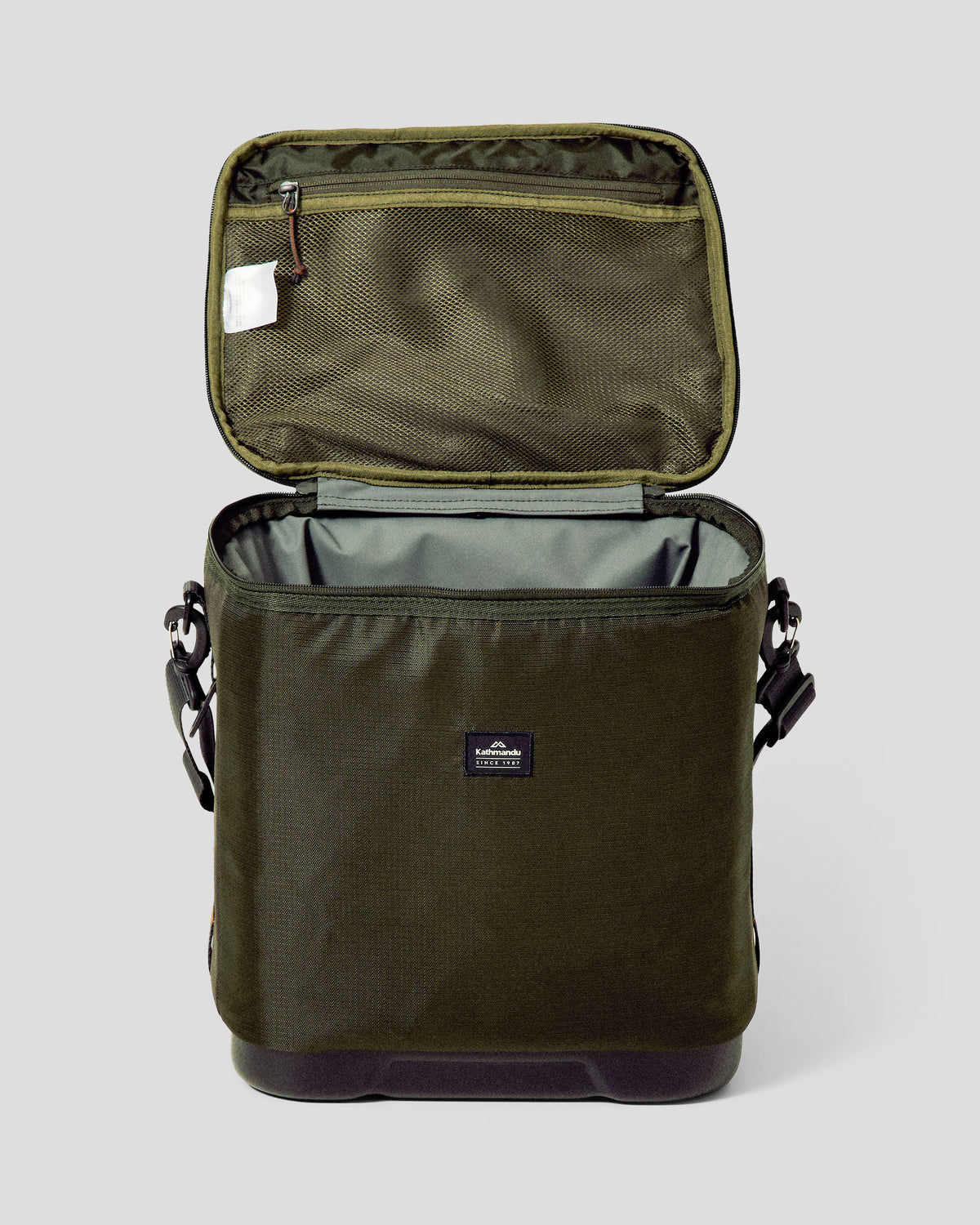 b2758_586_retreat_day_cooler_bag_b_1790225129000